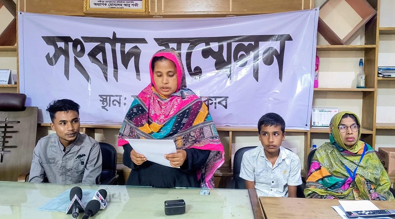 সখিপুরে স্বামী-দেবরের বিরুদ্ধে নির্যাতনের অভিযোগ, বিচার চেয়ে অসহায় গৃহবধূ